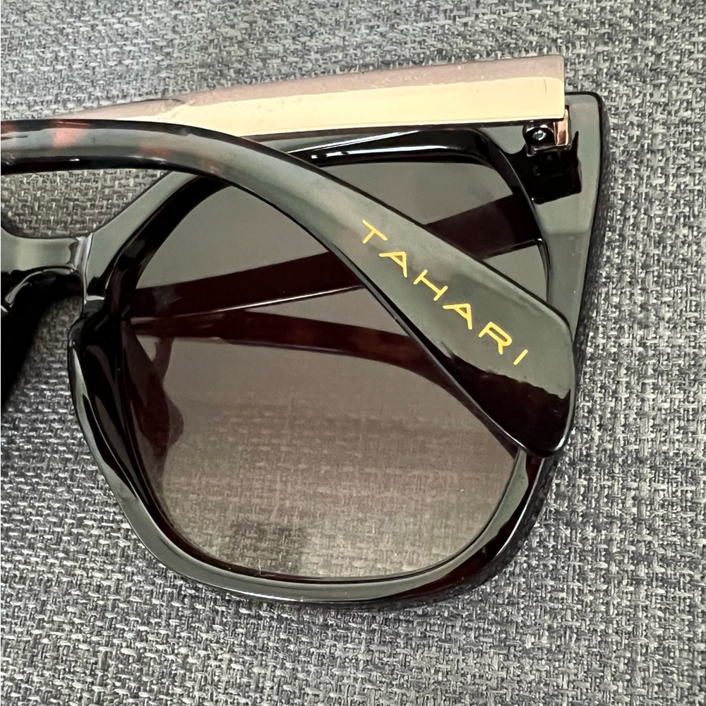 NWT TAHARI SUNGLASSES EYEWEAR ACCESSORY - Picture 5 of 6